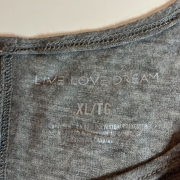 Live Love Dream gray muscle shirt wide sleeve opening heart motif w/ arrows XL - Picture 9 of 12